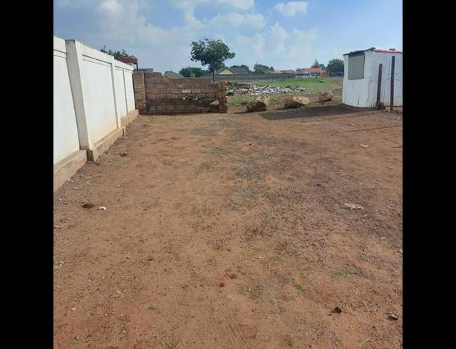 LAND FOR SALE IN TOKOZA